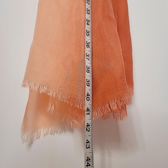 SCARF SOFT/LIGHTWEIGHT in Monochromatic Orange 🍊 - Picture 4 of 10